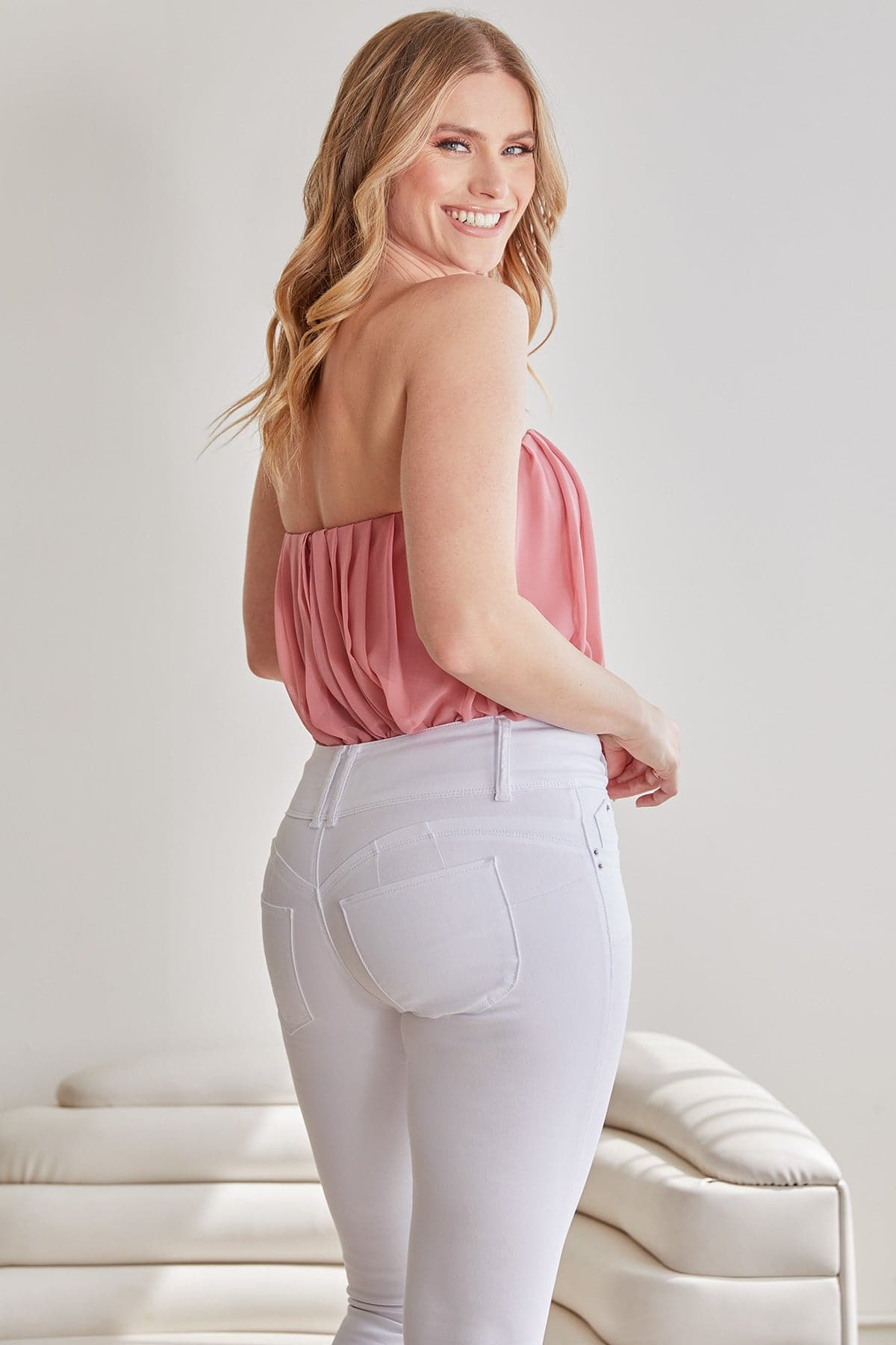 Women's 3 Button WannaBettaButt Skinny Ankle Jeans