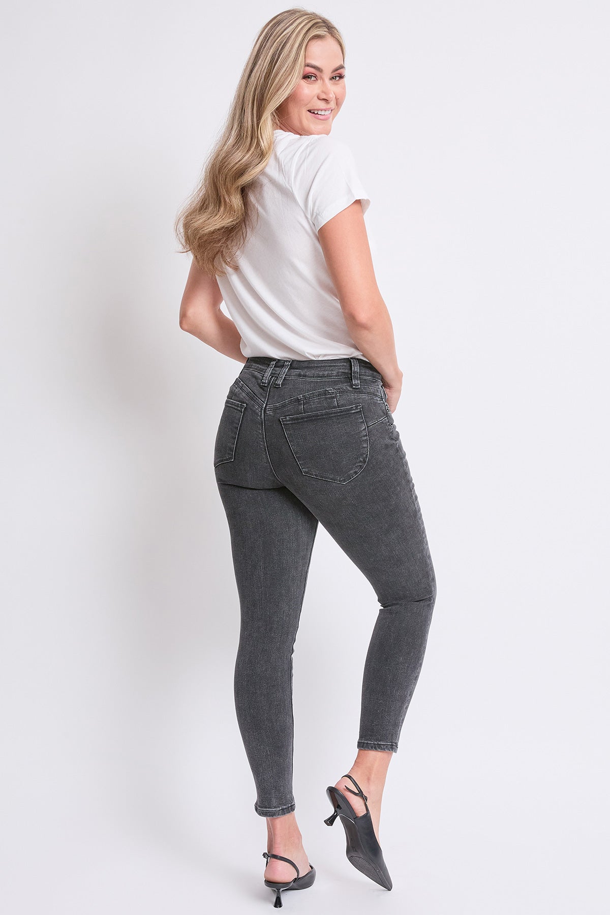 Women's High Rise Curve Confidence WannaBettaButt Skinny Jeans