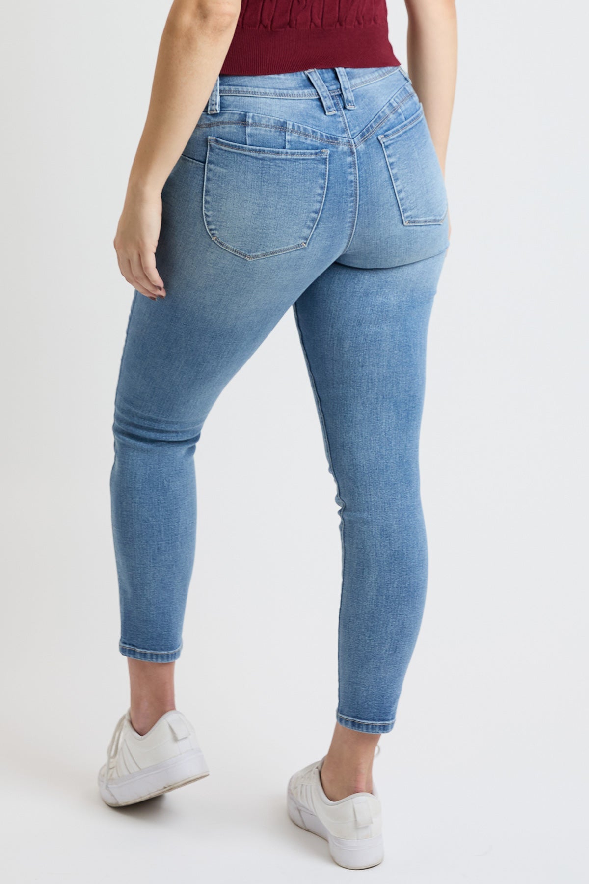 Women's High Rise Curve Confidence WannaBettaButt Skinny Jeans