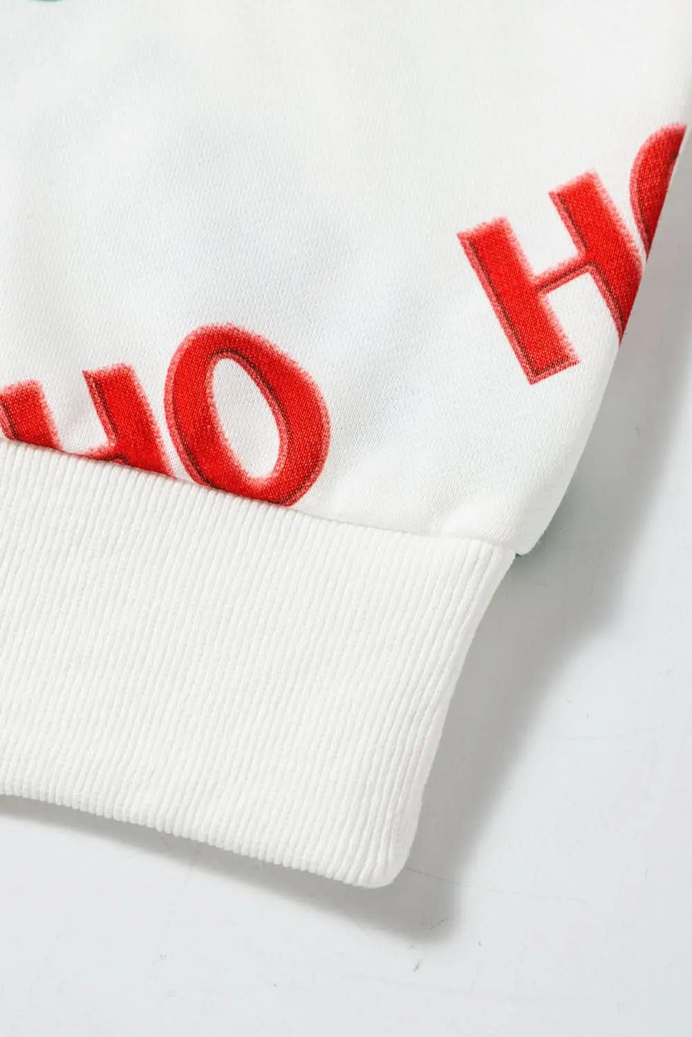 Love Salve White Christmas Print Loungewear Women's Pullover & Shorts Set - Cozy & Cute