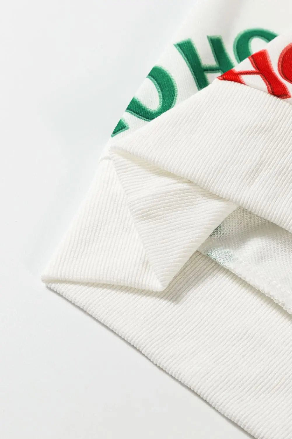 Love Salve White Christmas Print Loungewear Women's Pullover & Shorts Set - Cozy & Cute