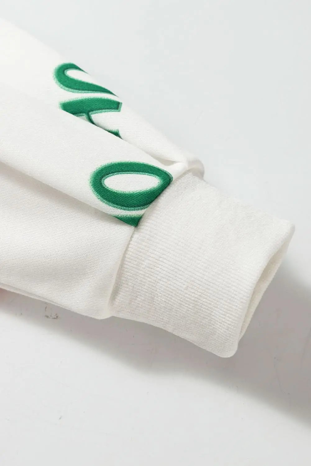 Love Salve White Christmas Print Loungewear Women's Pullover & Shorts Set - Cozy & Cute