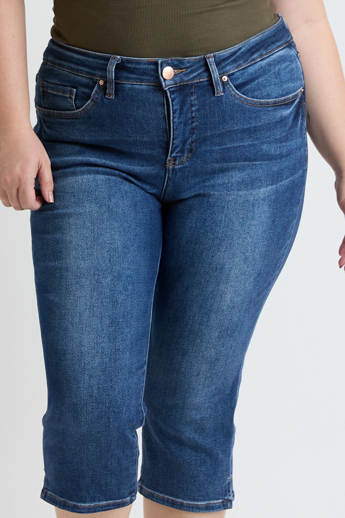 Women's Plus Premium Stretch Essential Capri