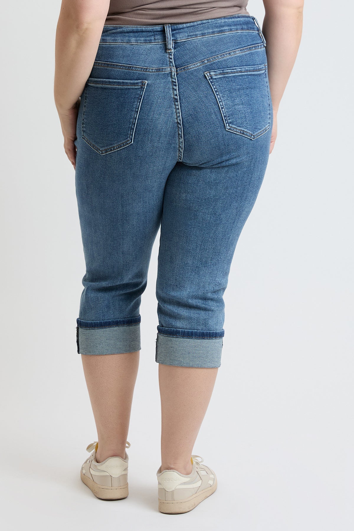 Women's Plus High Rise Premium Stretch Cuff Essential Capri