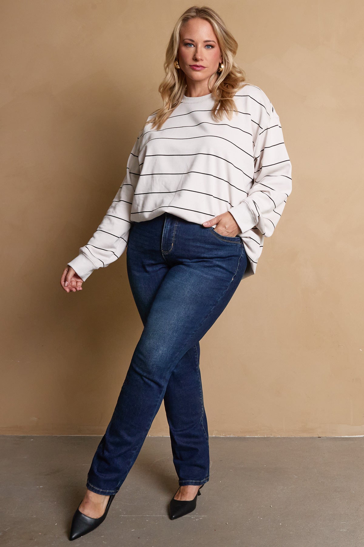 Women's Plus High Rise Curve Confidence WannaBettaButt Straight