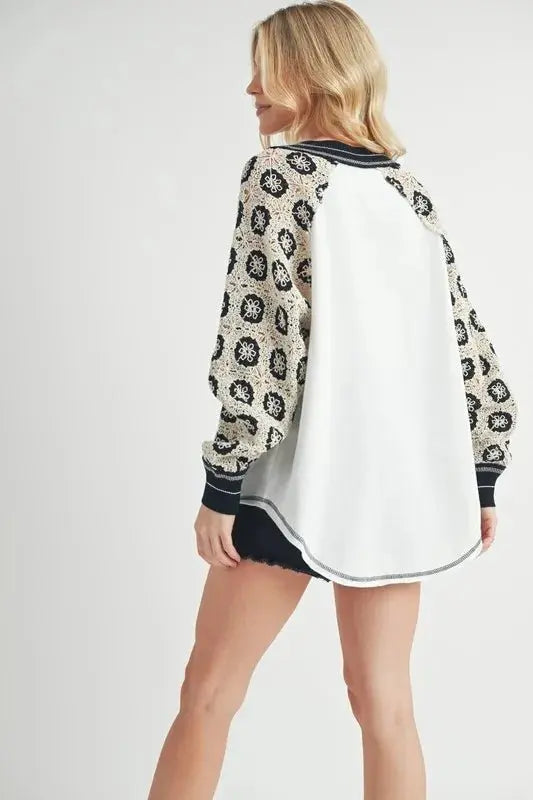 Trendsi Aemi+Co Crochet V-Neck Top Ivory Small