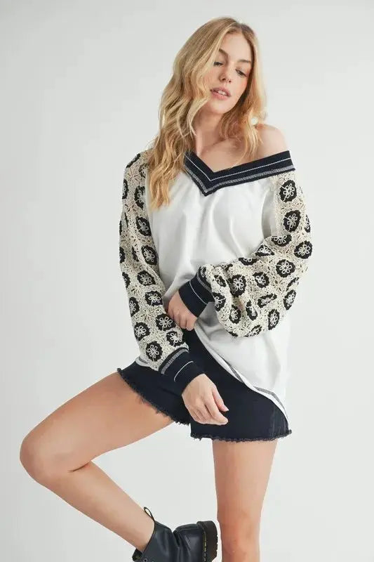 Trendsi Aemi+Co Crochet V-Neck Top Ivory Small