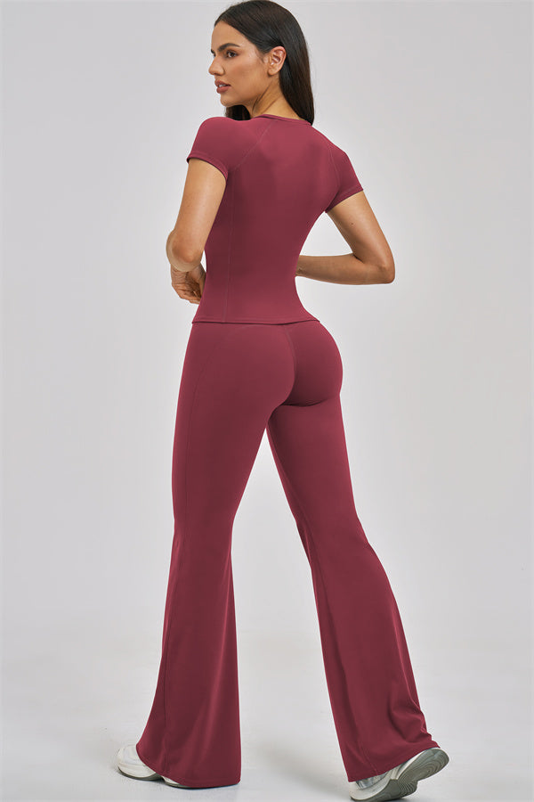 The Zenith T-shirt Flared Leggings 2-Piece Set