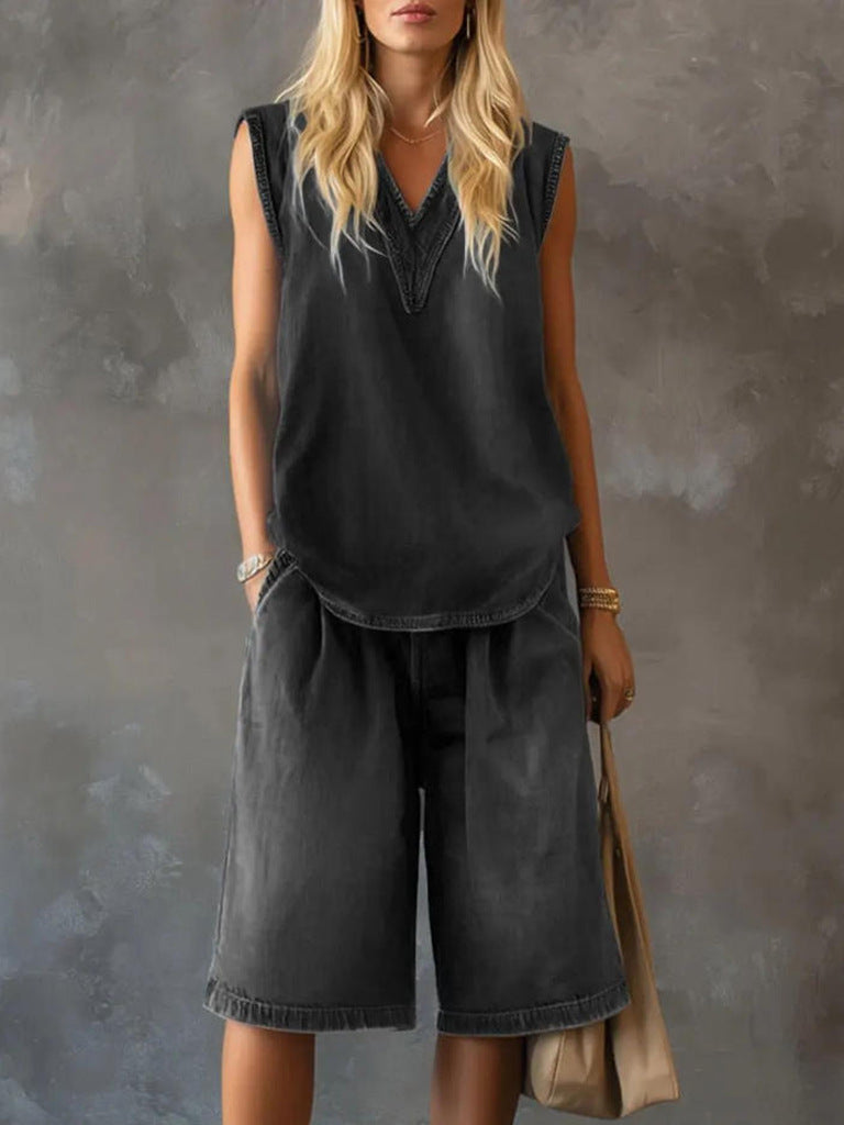 Women's V-Neck Sleeveless Loose Top & Wide-Leg Shorts Set