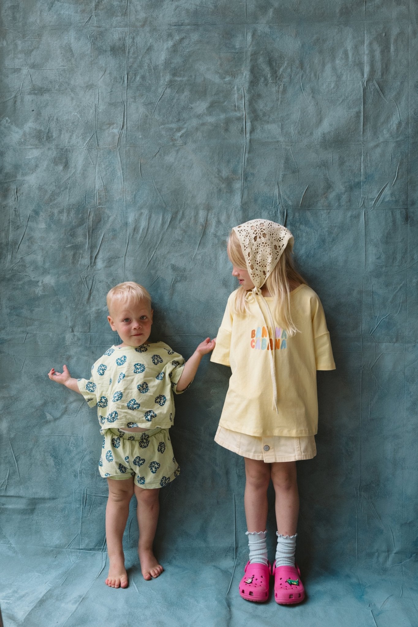 Pretzel Short Sleeve Play Set