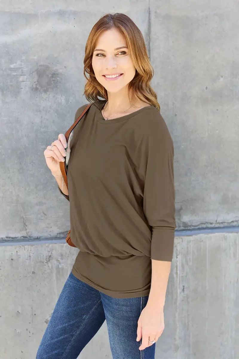 Trendsi Basic Bae Full Size Round Neck Batwing Sleeve Top