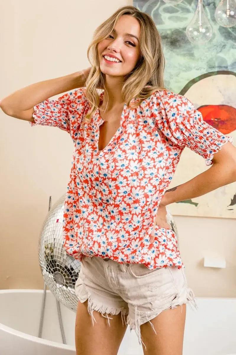 Trendsi Floral Puff Sleeve Top Women's Casual V-Neck Shirt Chic & Smoked