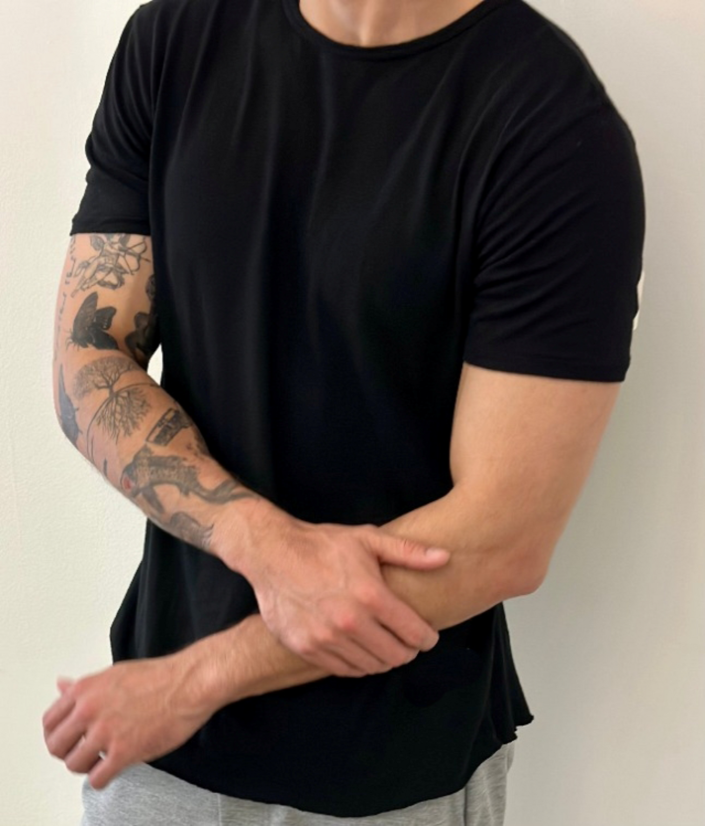4 Corners Crew Neck (Midnight Black)