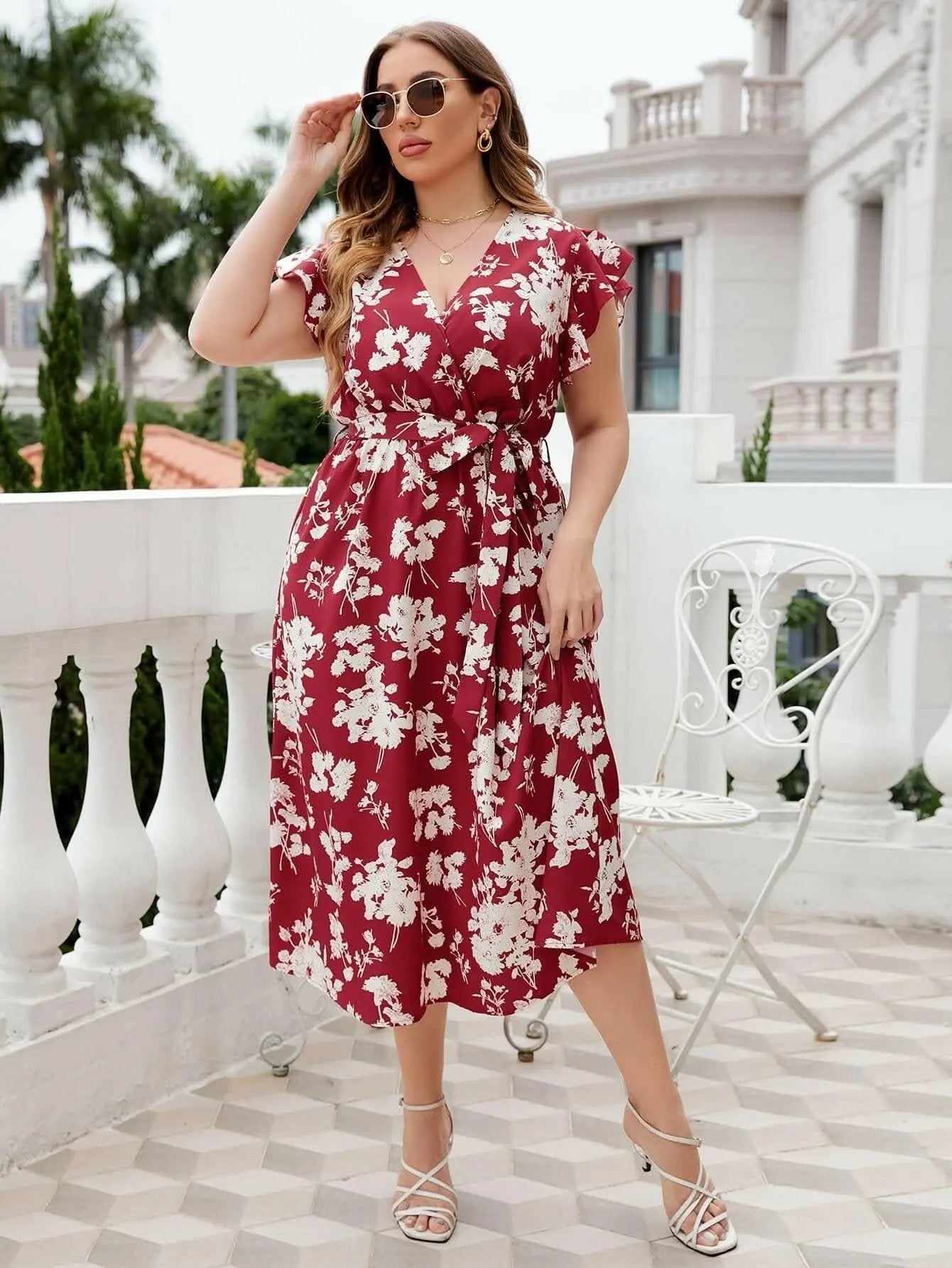 Trendsi Floral Plus Size Women's Midi Dress - Flattering Fit, Trendy Style