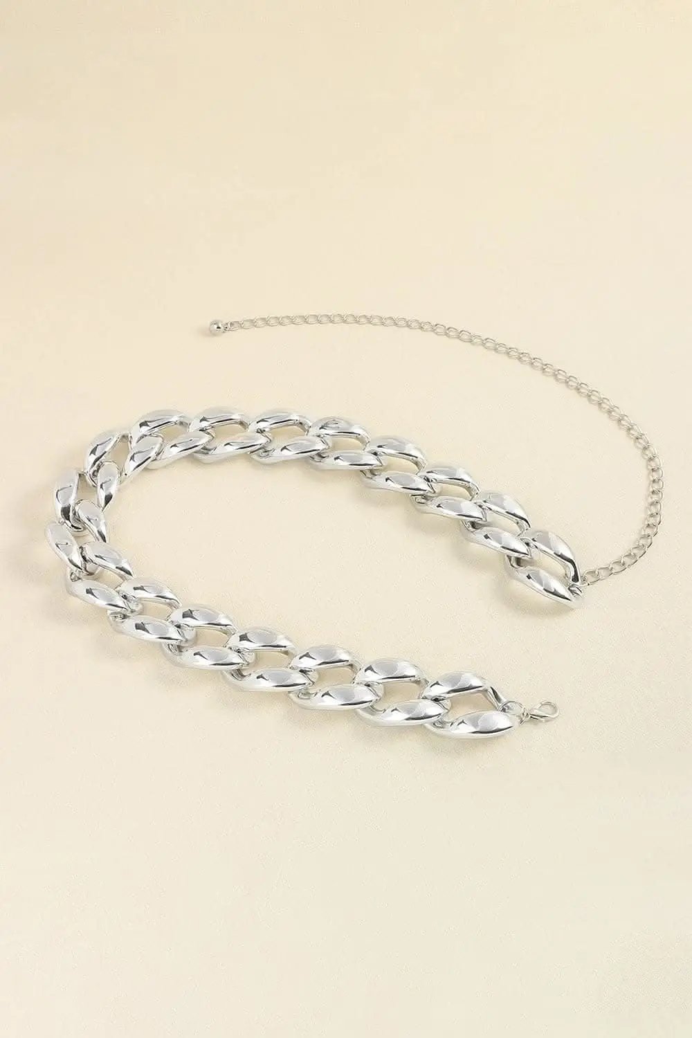 Trendsi Chic acrylic curb chain belt 1.2"