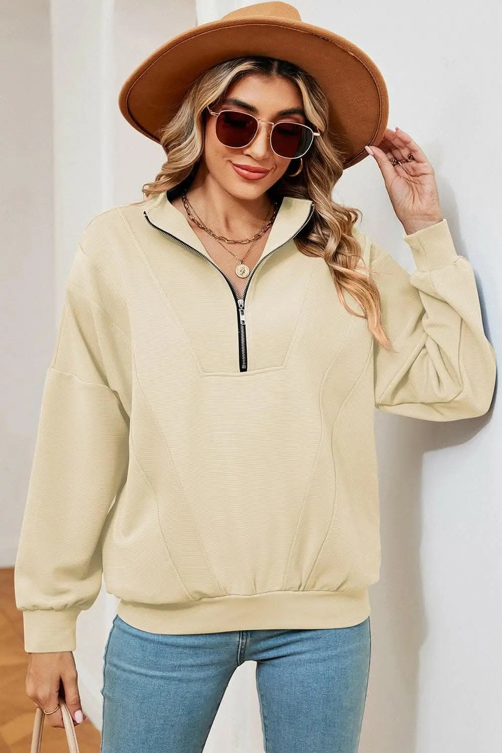 Sweatshirt - Chic Half-Zip - Modern Comfort