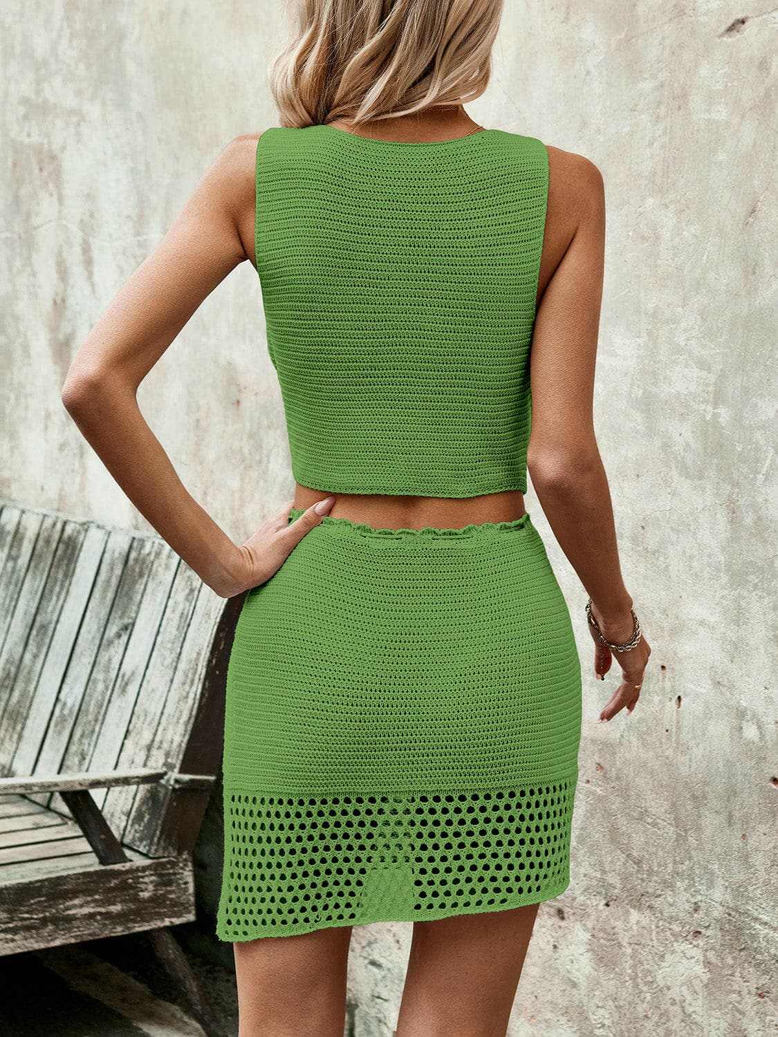 Trendsi Chic sleeveless top & drawstring skirt set