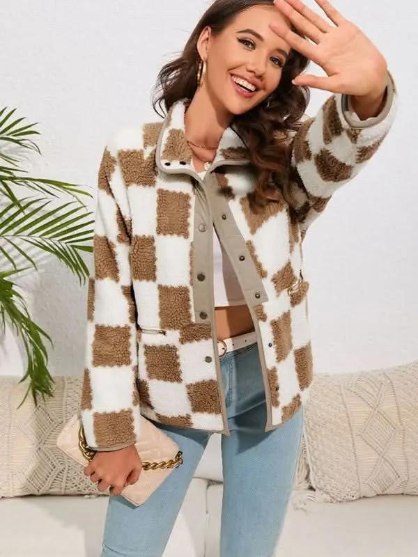 Women's Checkered Blazer - Lightweight & Trendy - Everyday Jacket