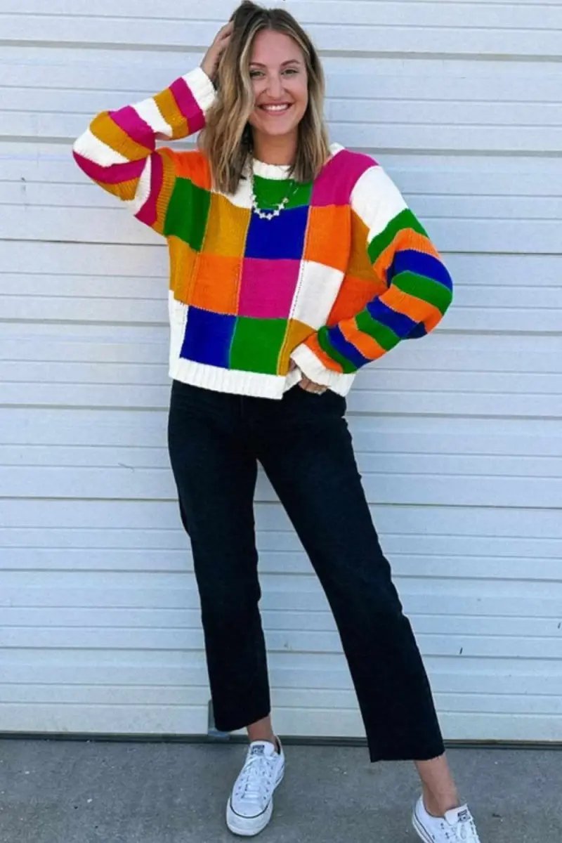 Sweater - Color Block Long Sleeve Knit - Casual Chic Comfort