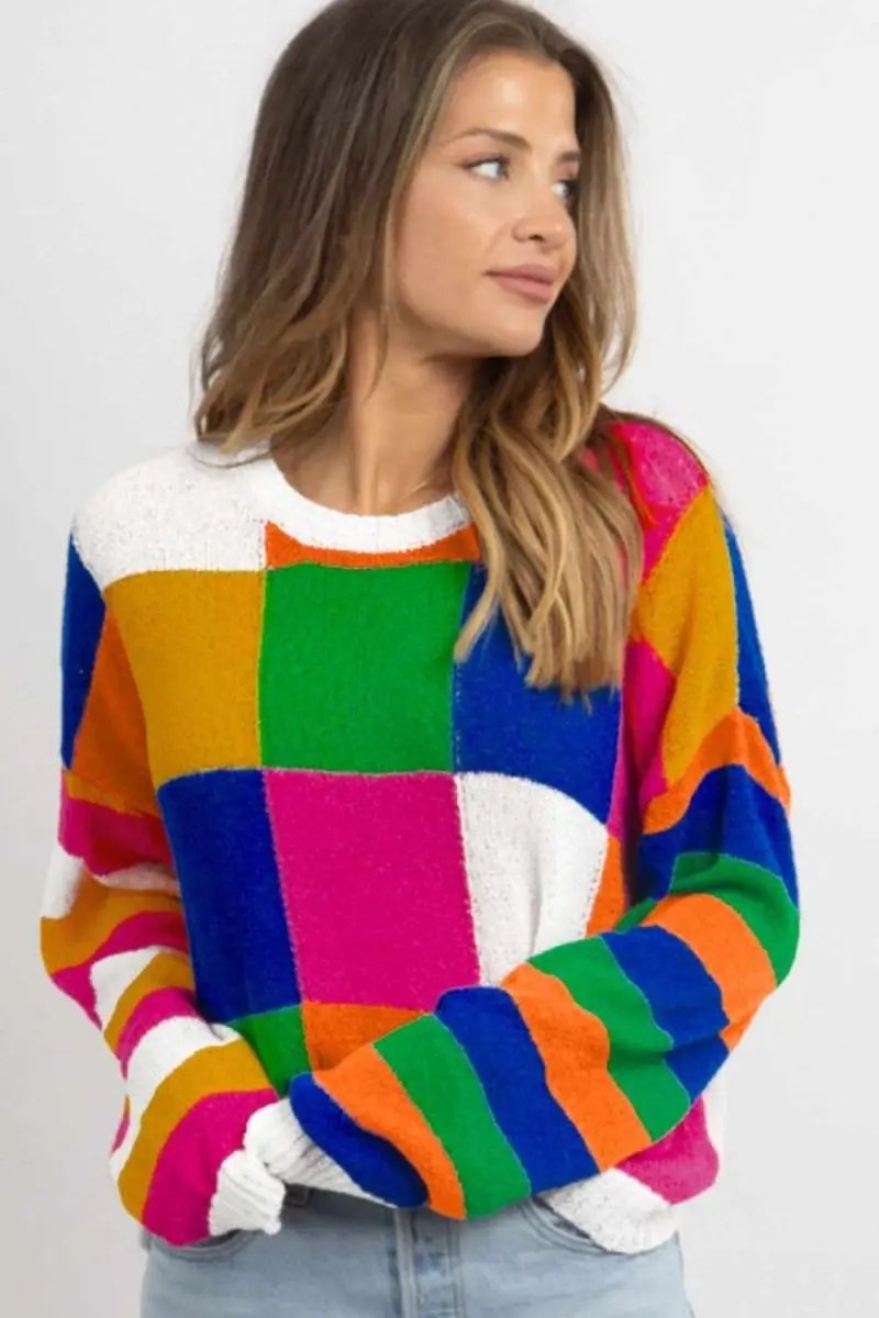 Sweater - Color Block Long Sleeve Knit - Casual Chic Comfort