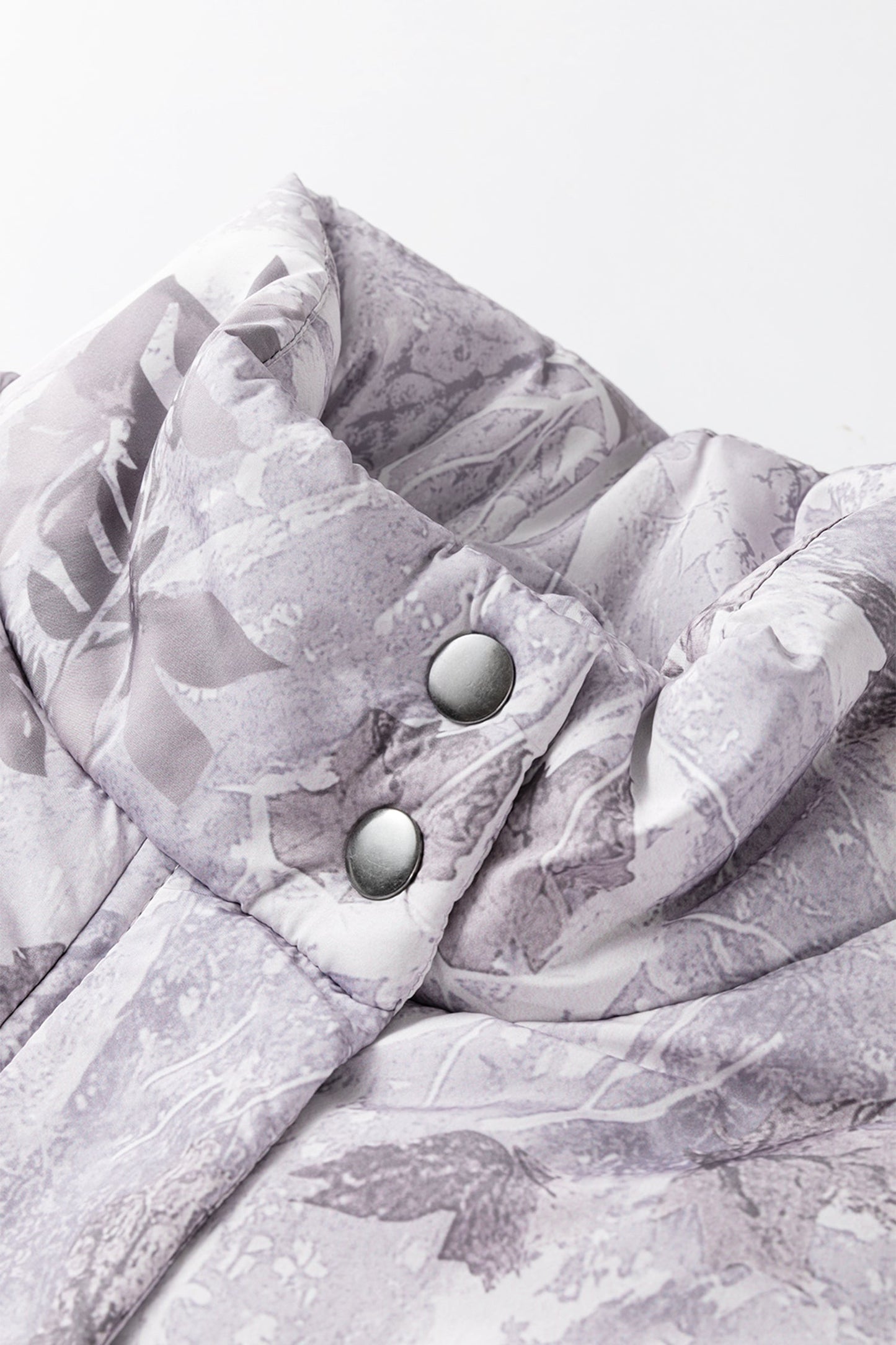 Tessa Camo Leaf Print Winter Puffer Vest - Gray