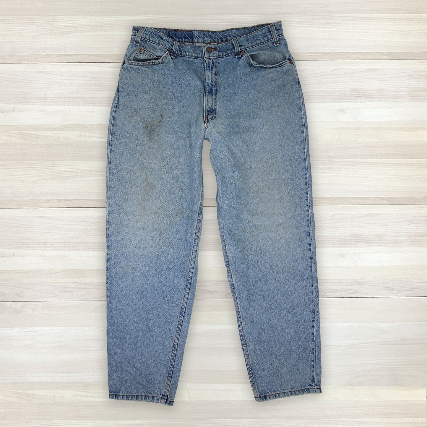 Distressed Vintage 90s Levi's 560 Loose Fit Tapered Leg Jeans - Men's 34x30