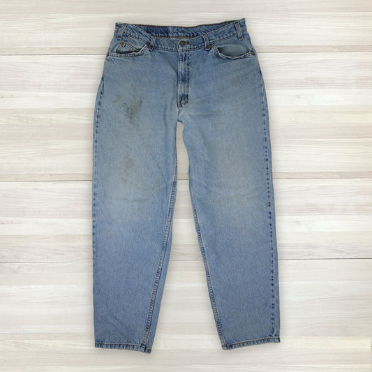 Distressed Vintage 90s Levi's 560 Loose Fit Tapered Leg Jeans - Men's 34x30