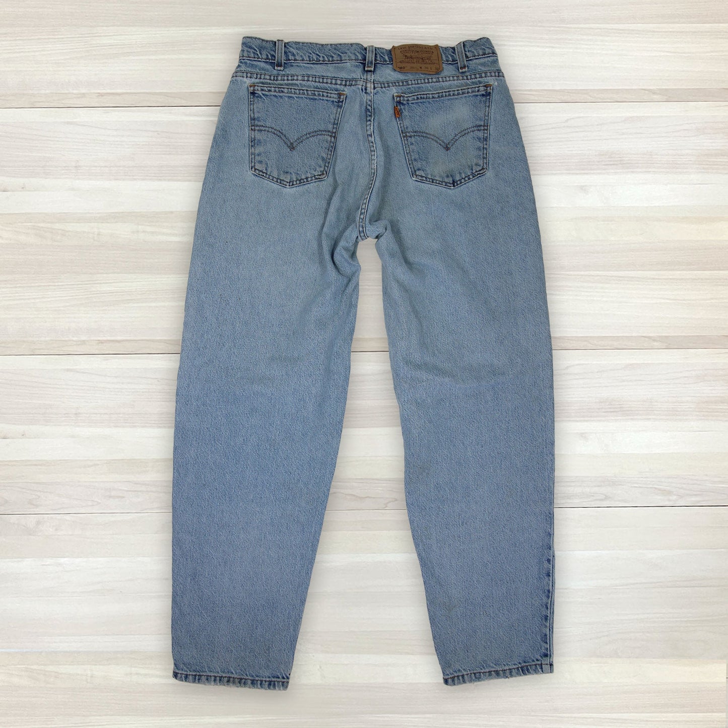 Distressed Vintage 90s Levi's 560 Loose Fit Tapered Leg Jeans - Men's 34x30