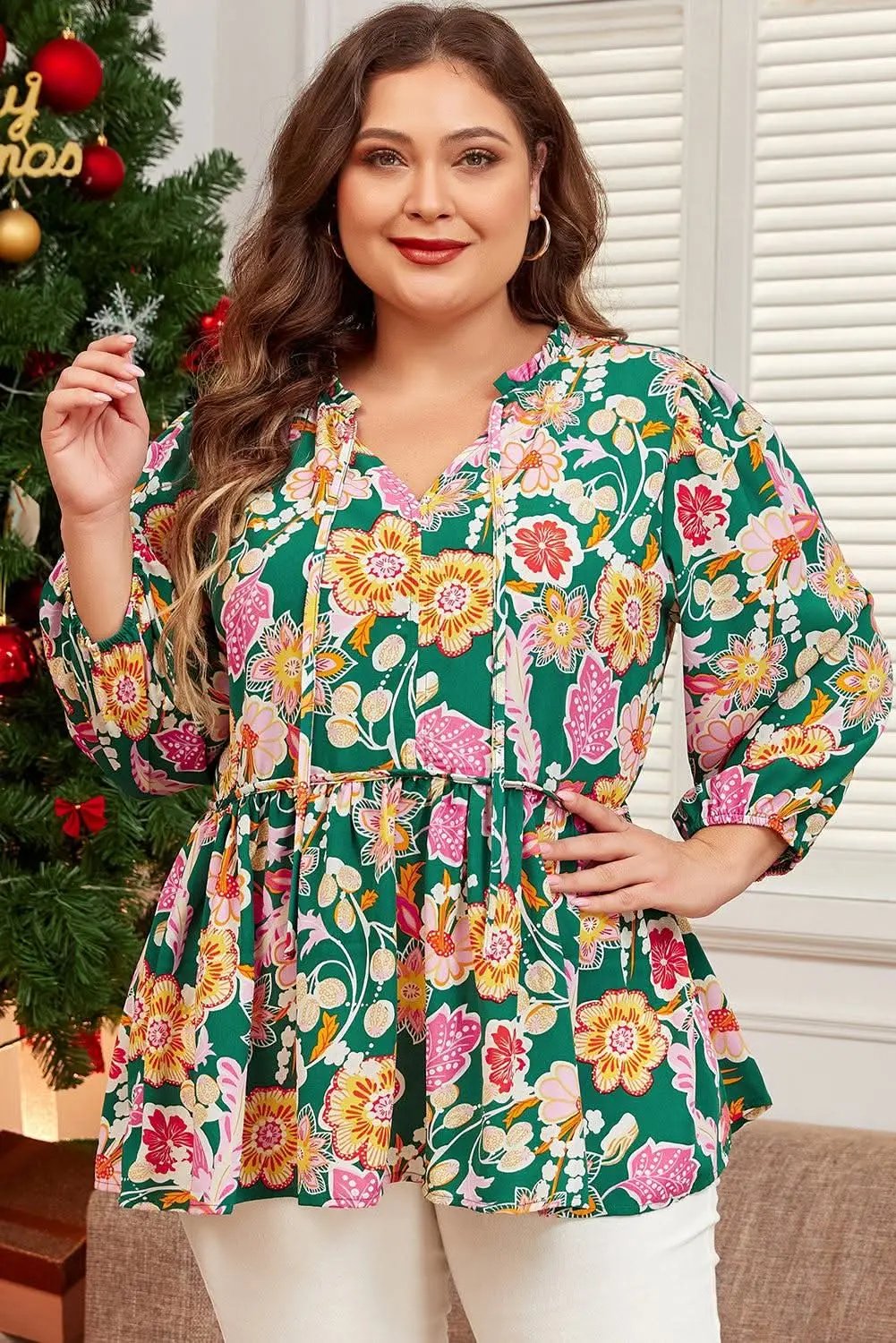 Love Salve Green Floral Plus Size Women's Babydoll Top: Elegant & Flattering