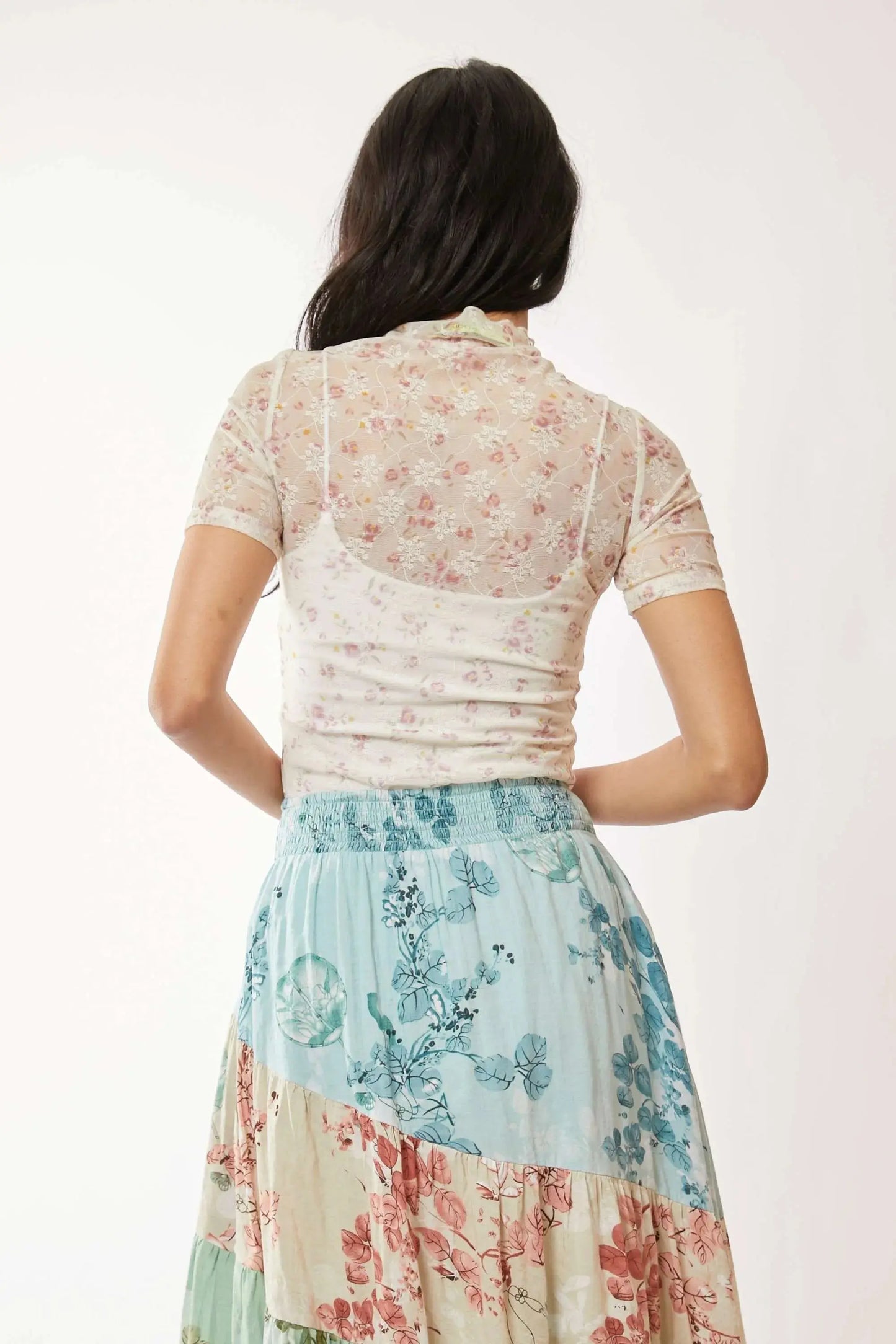 Floral Mesh Top - Lightweight & Breathable - Casual Tee