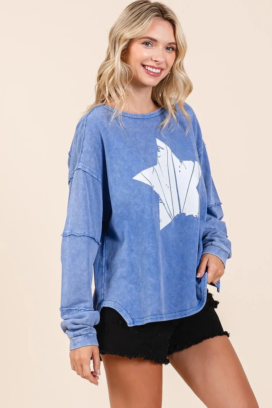 Women's Long Sleeve Top - Star Graphic Mineral Wash - Trendy & Comfy