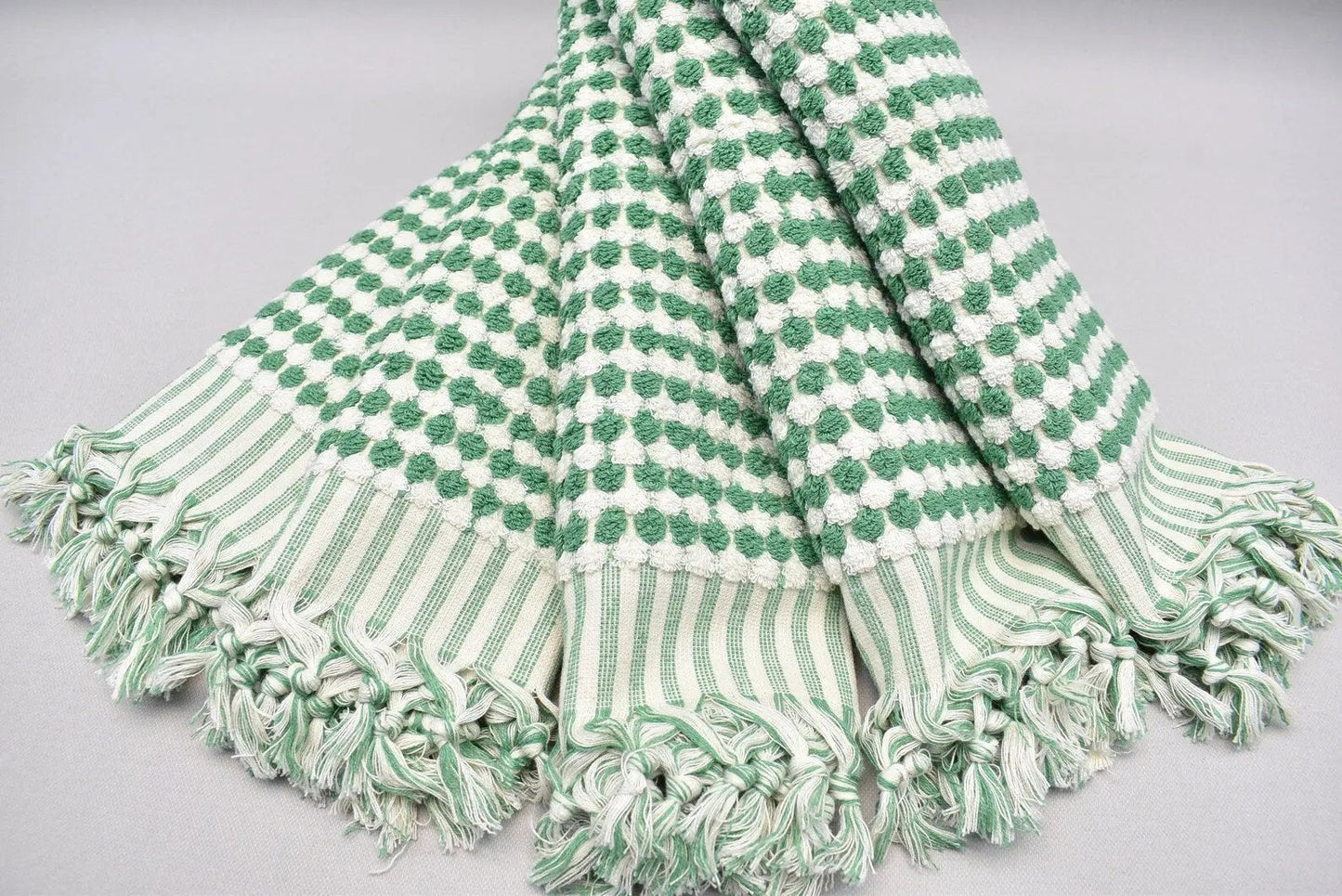 Terry Hand Towel - Soft & Absorbent - Bubble Green