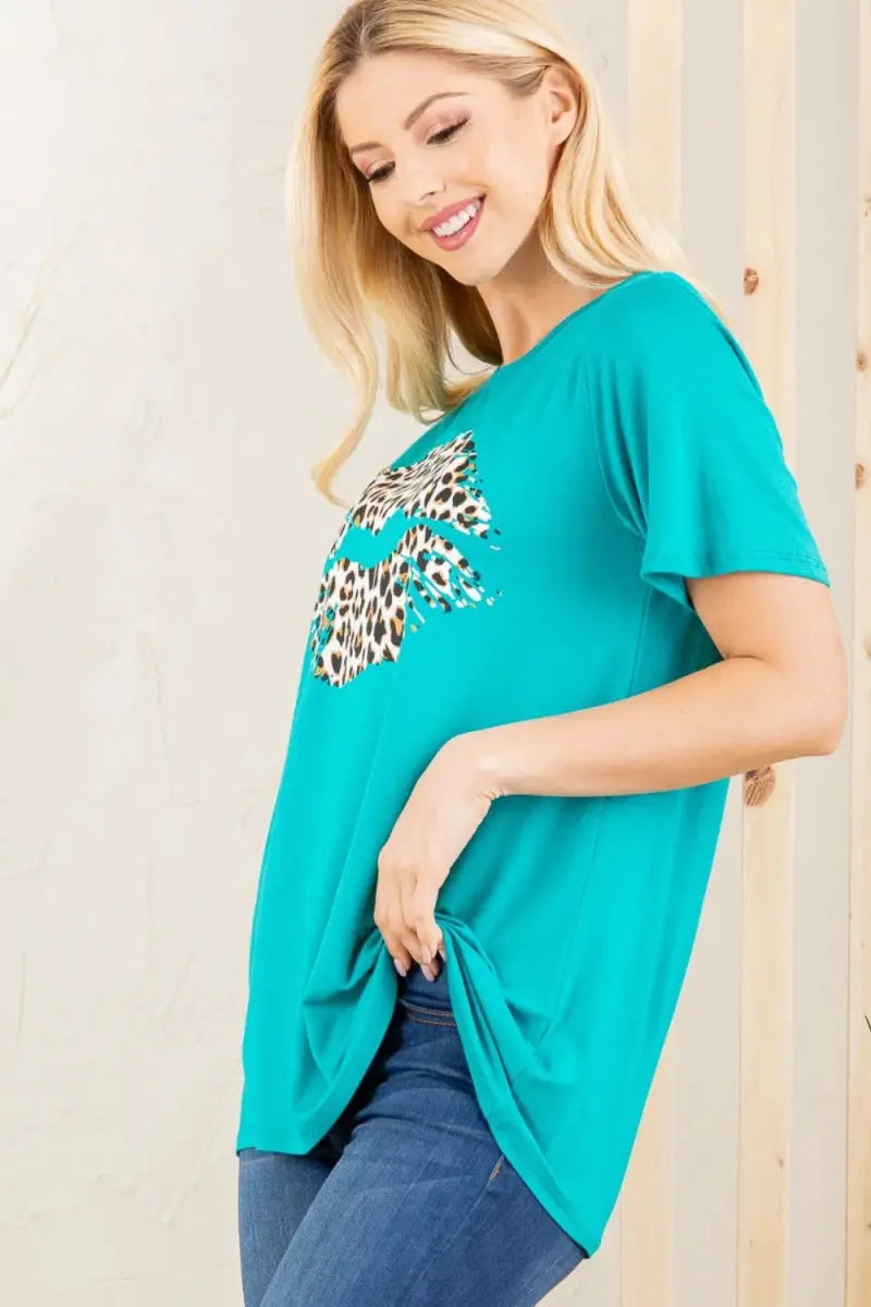 Women's Plus Size Tee - Leopard Lip Graphic - Comfy & Stylish