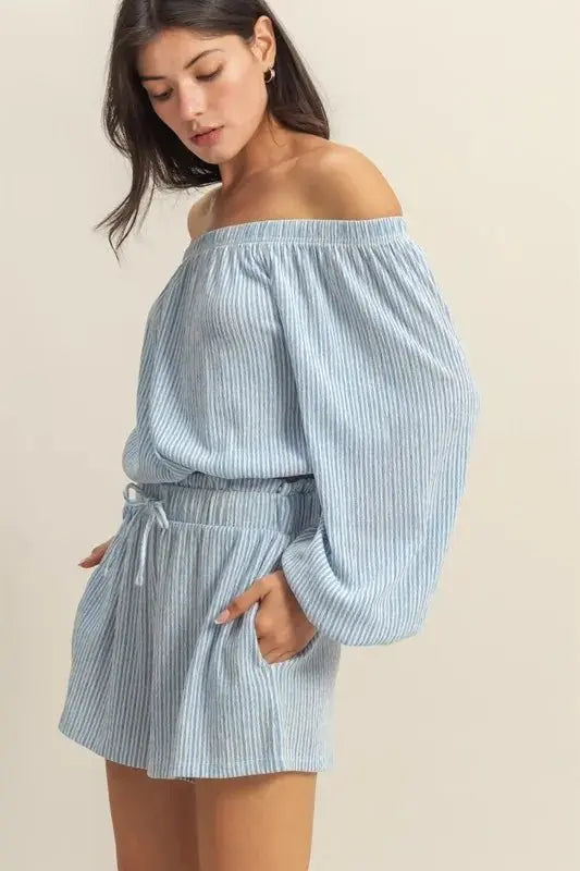 Loungewear Set - Off Shoulder - Two-Piece Comfort