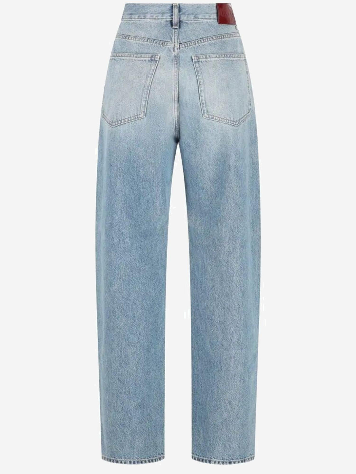 Straight Jeans in Bleached Blue