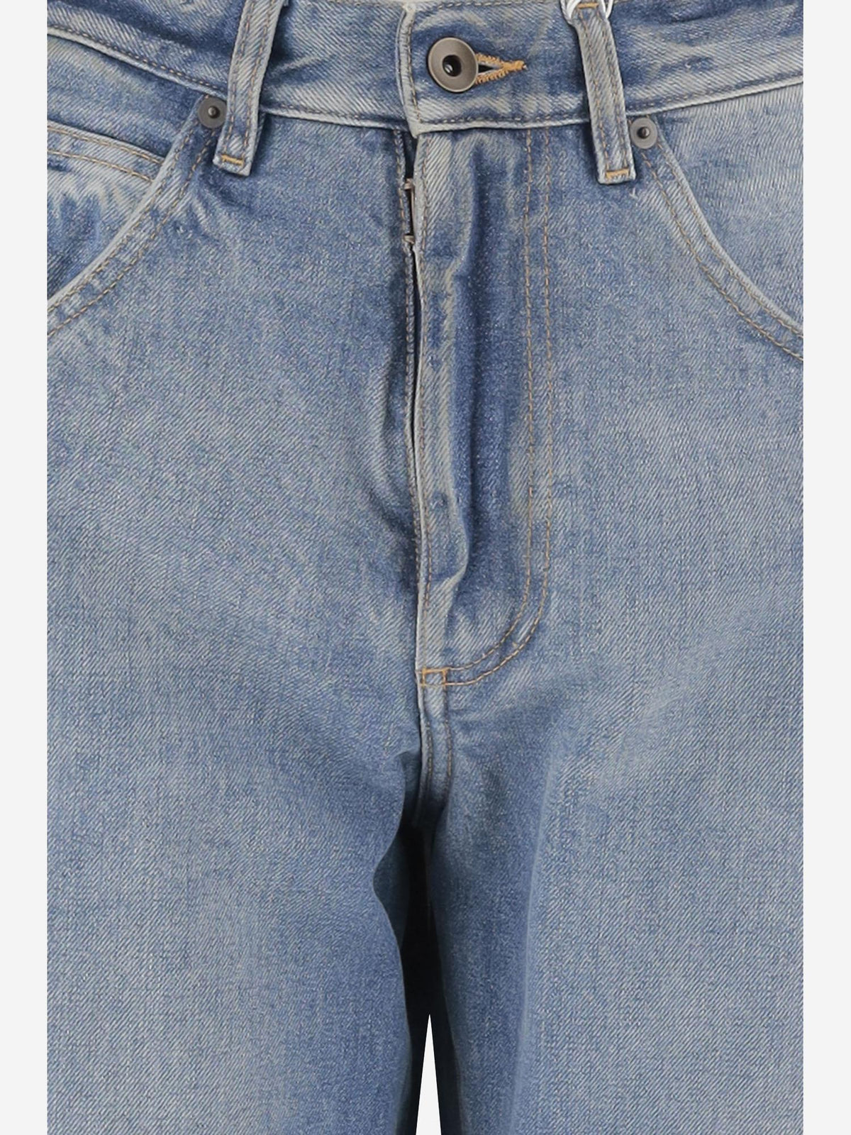 Four-Stitch Jeans in Washed Blue