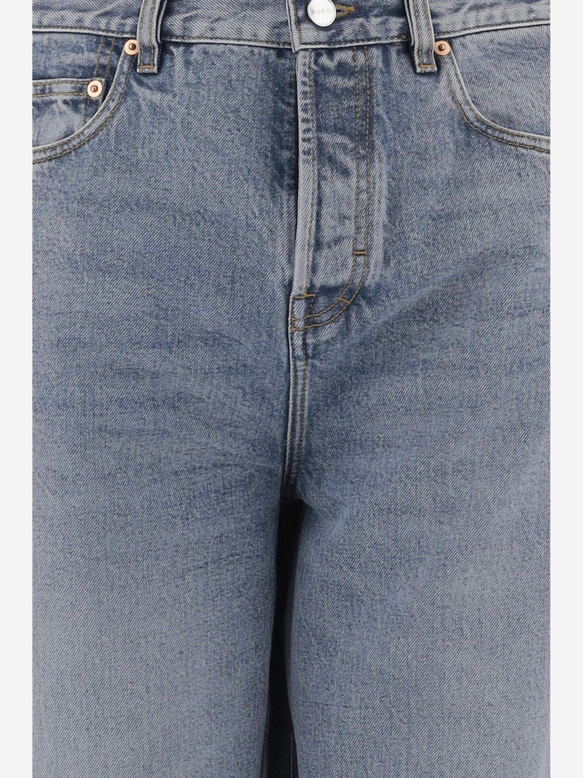 Wide Jeans with Side Seams