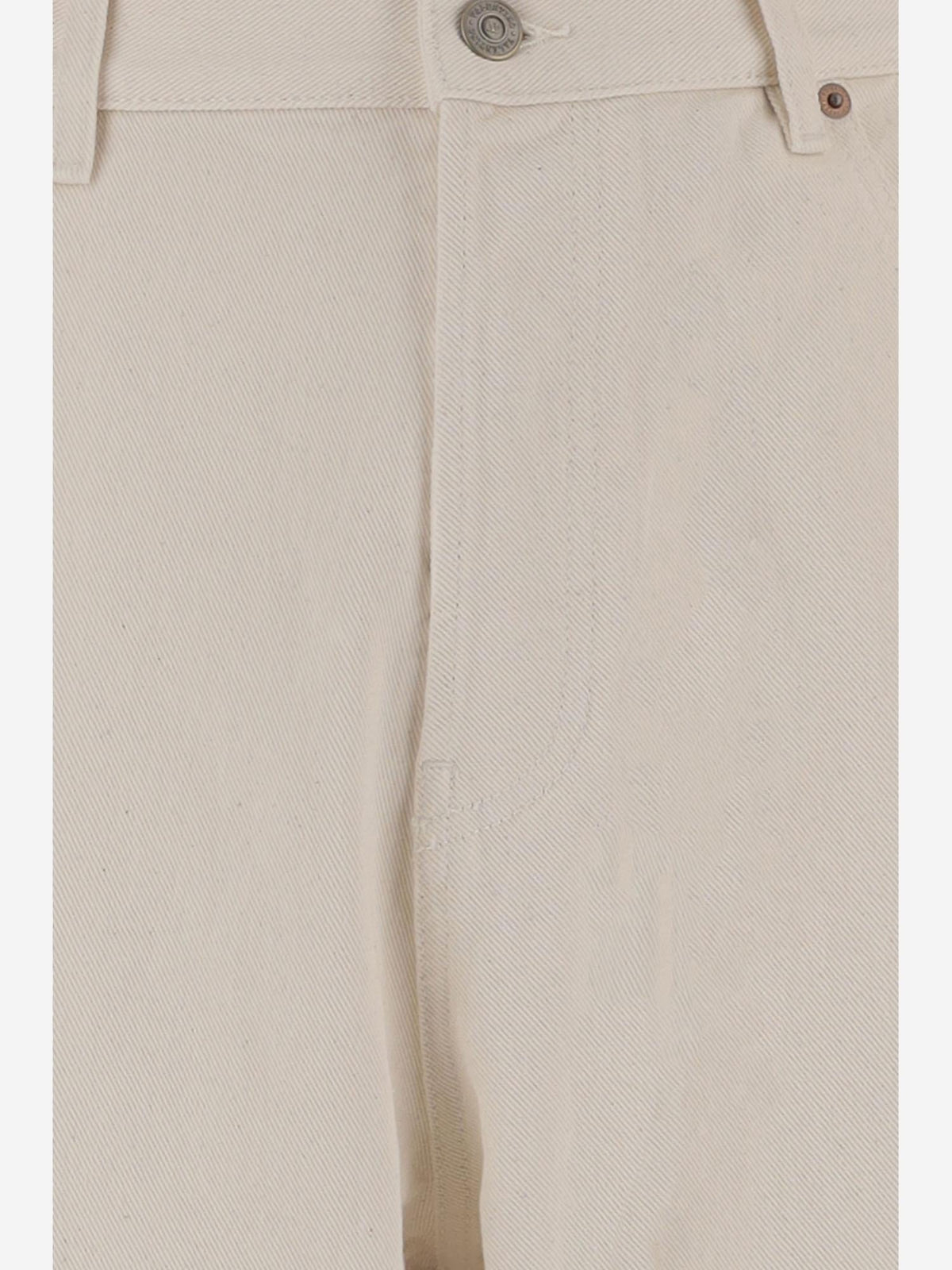Relaxed Jeans in Ivory