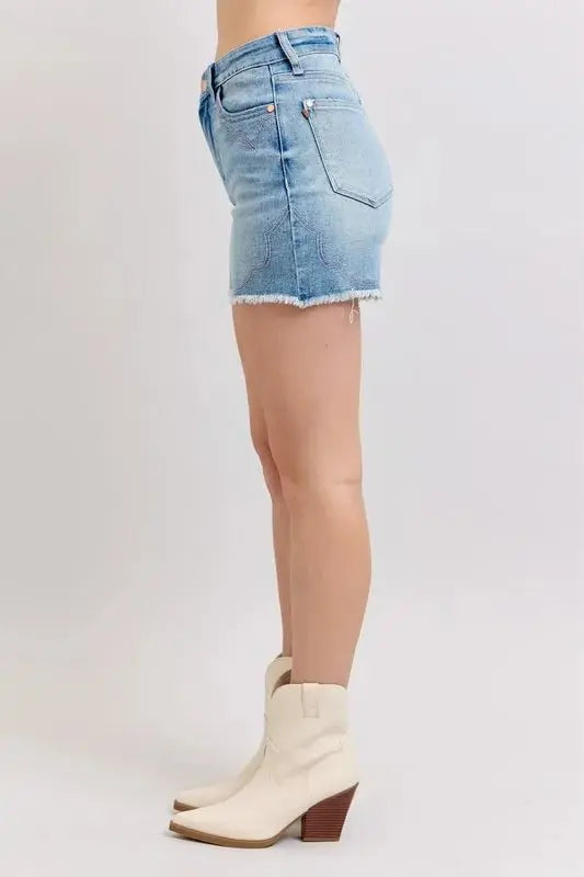 Trendsi Judy Blue Denim Shorts Women's Western Cut Offs Casual Jean Shorts
