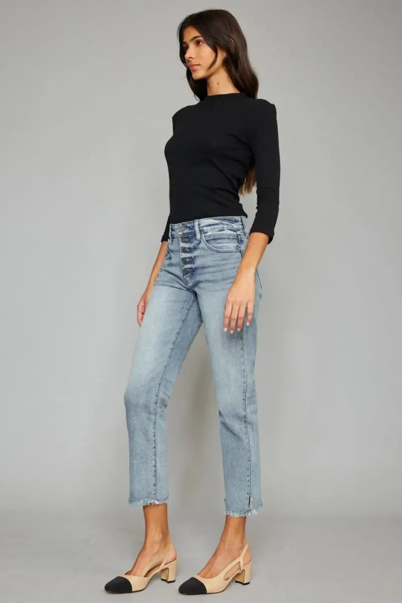 Trendsi Kancan Jeans + High Waist + Everyday Wear + Cropped Jeans + Raw Hem