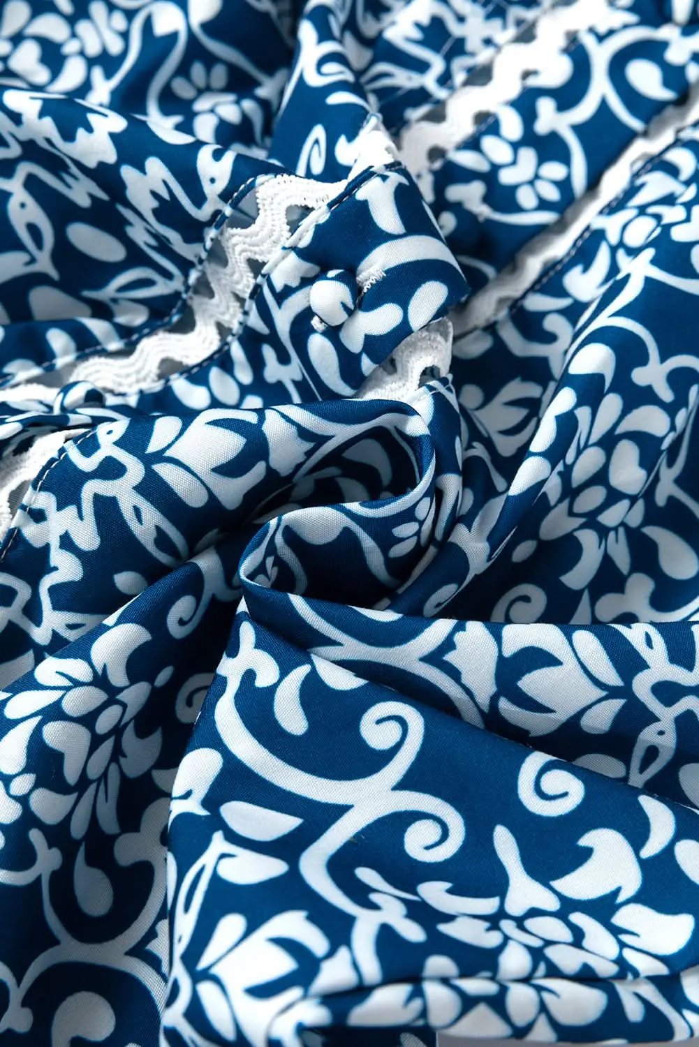 Women's Floral Button-Up Shirt - Lightweight & Elegant Spring Top