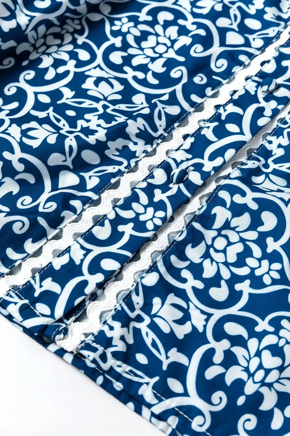 Women's Floral Button-Up Shirt - Lightweight & Elegant Spring Top