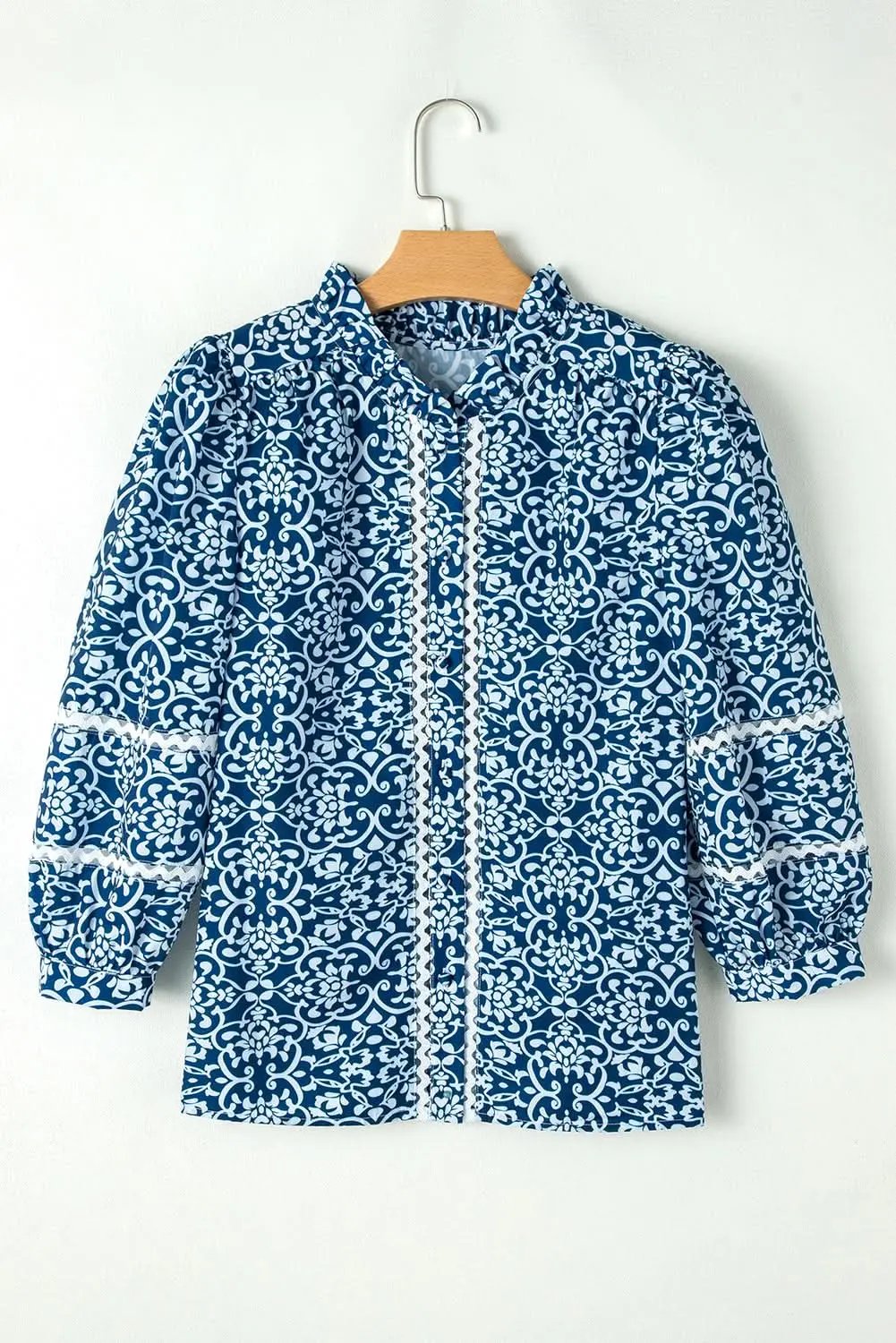 Women's Floral Button-Up Shirt - Lightweight & Elegant Spring Top