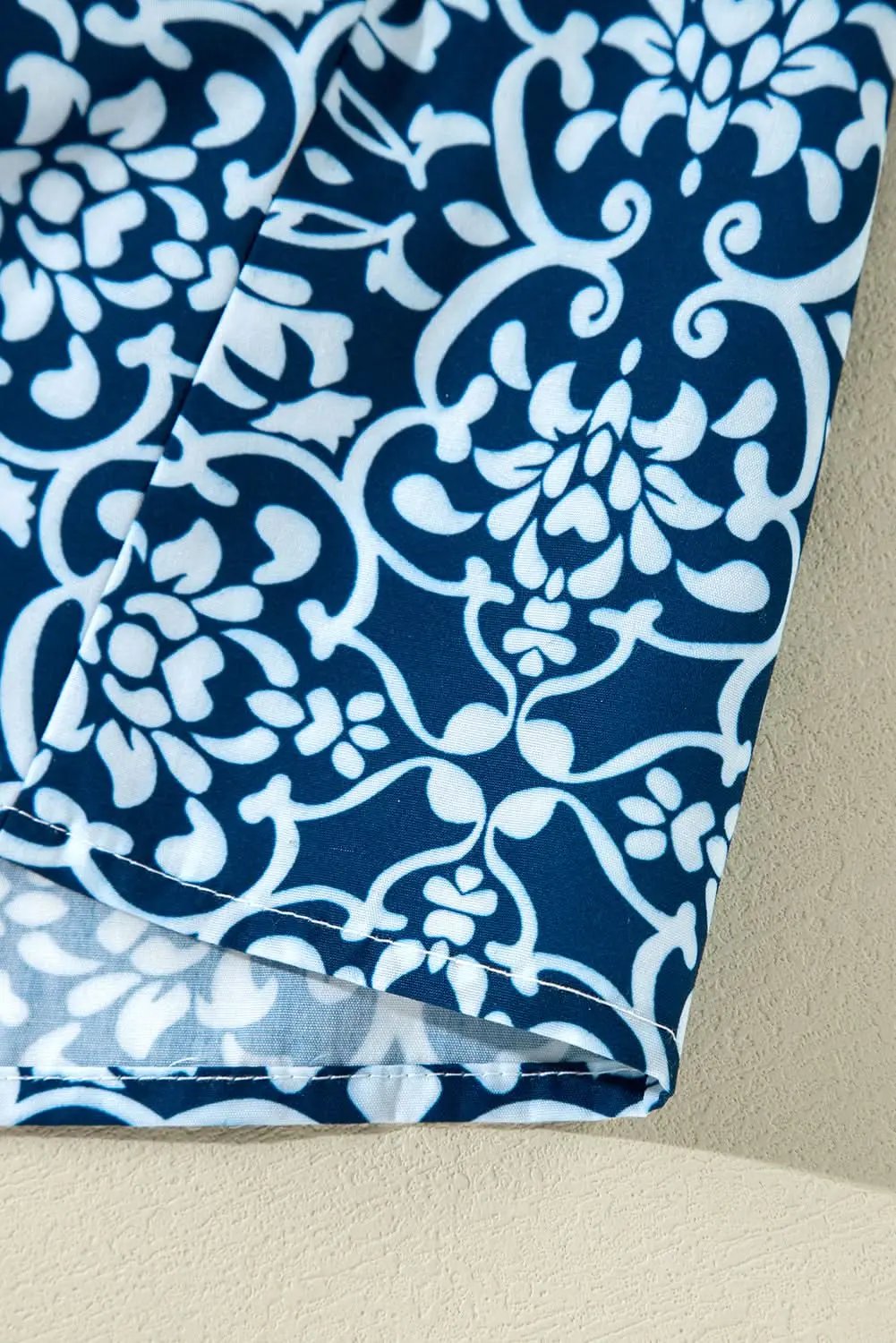 Women's Floral Button-Up Shirt - Lightweight & Elegant Spring Top