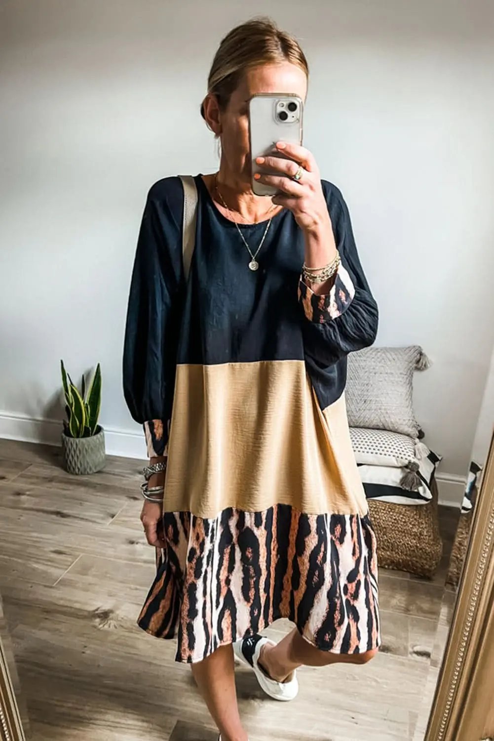 Mini Dress - Bishop Sleeves Colorblock - Khaki Tiger Print