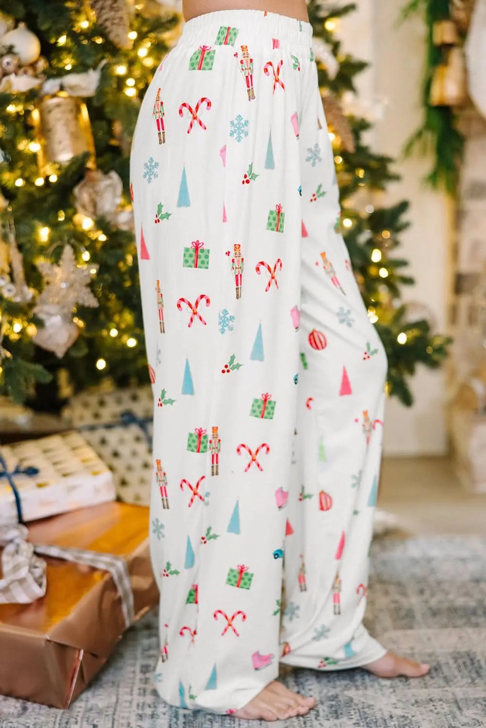 Love Salve White Christmas PJs Set Holiday Loungewear Women's Pajamas Soft, Festive