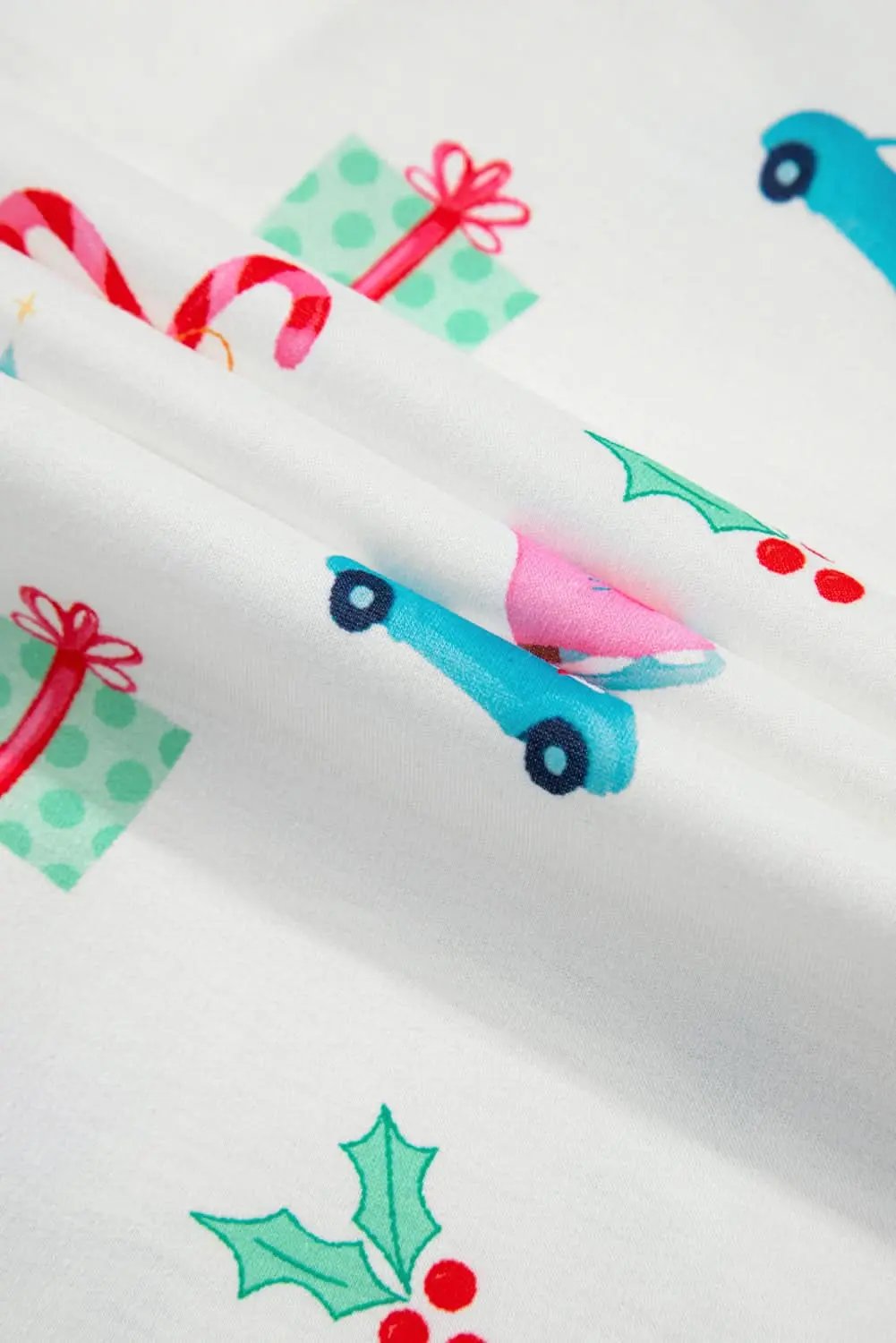 Love Salve White Christmas PJs Set Holiday Loungewear Women's Pajamas Soft, Festive