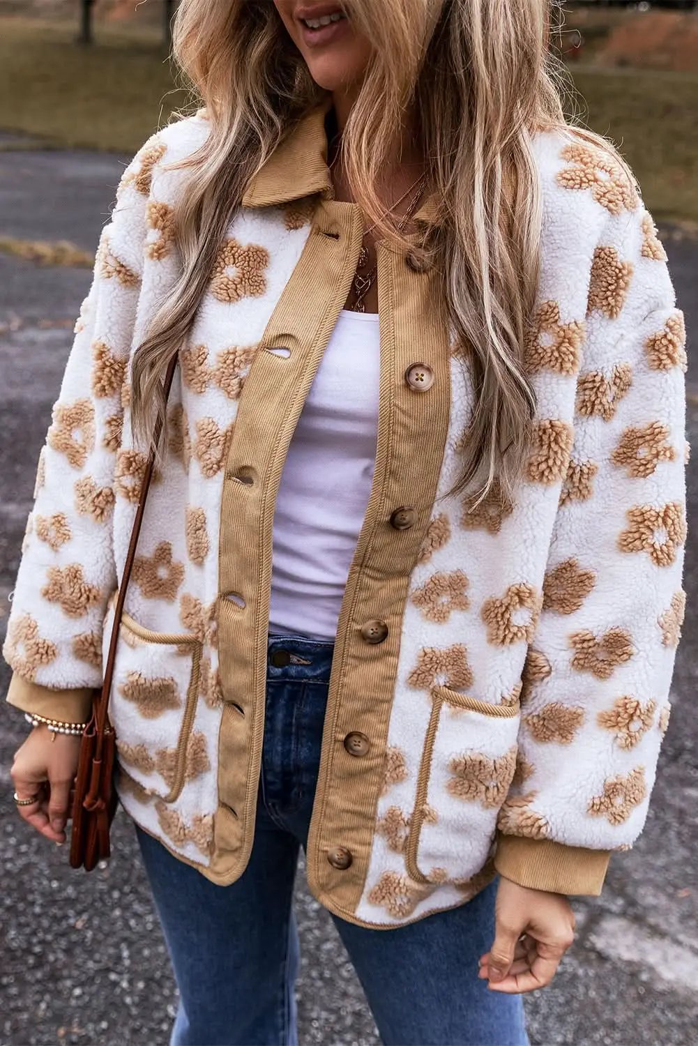Love Salve Charming beige flower fleece jacket