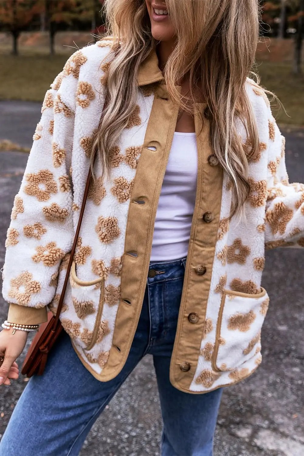 Love Salve Charming beige flower fleece jacket