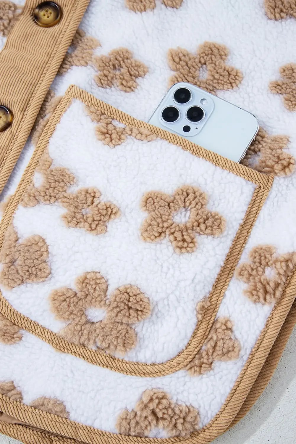 Love Salve Charming beige flower fleece jacket